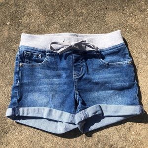 kids JUSTICE jean shorts!!